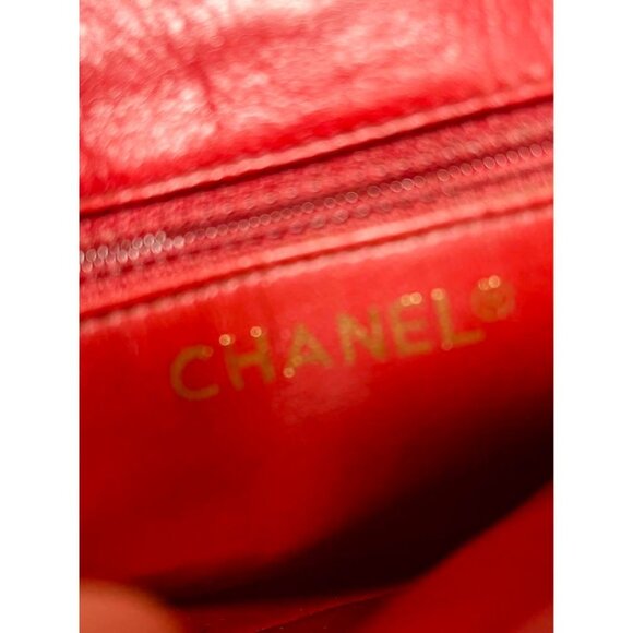 Authentic CHANEL CC Vintage Matelasse Lambskin Waist Pouch Bum Bag Leather Red - Picture 10 of 15